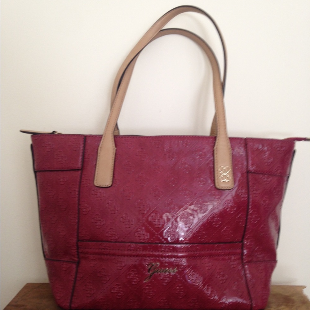 Guess handbag- like new